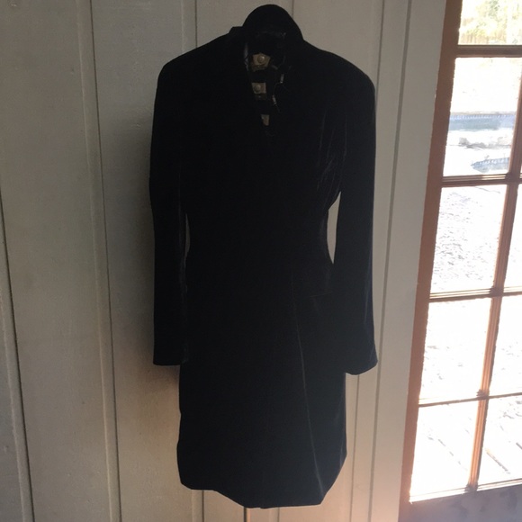 Black Velvet Coat/Jacket. Never worn. - Picture 1 of 4
